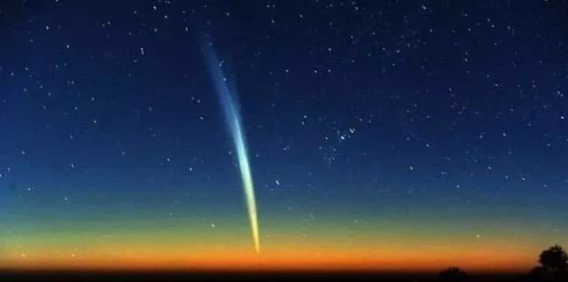 天文|池谷·关彗星,碎裂于星空中的慧星_腾讯新闻