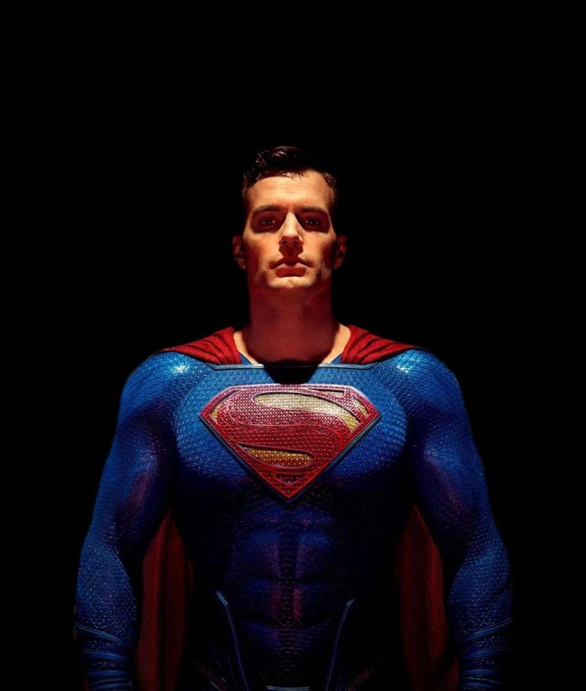 泪奔37岁大超亨利卡维尔回归dc将在新电影再度扮演超人