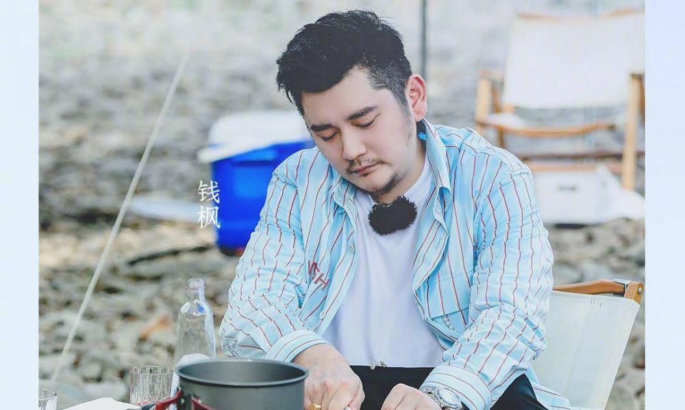 但是钱枫是一直立足于节目中的,大家也见证了"瘦版钱枫"向"胖版钱枫"