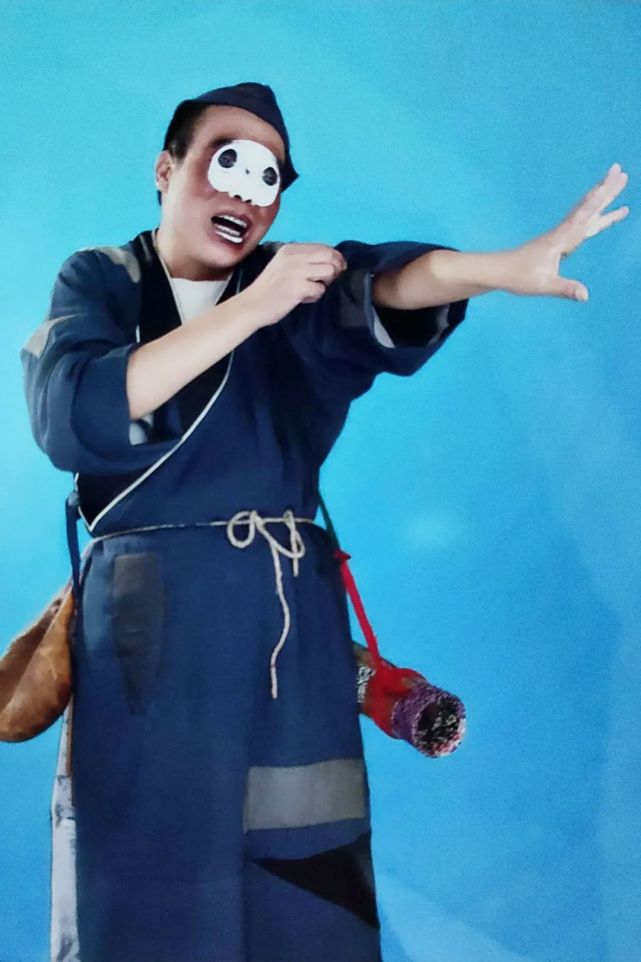 乔慷慨《打砂锅》剧照前几天,戏曲广播决定在今年策划一场大型演出,商