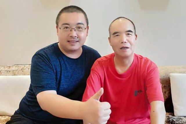 秦腔《摸钟识盗》编剧/导演——乔慷慨乔慷慨——县官贾永桥——李戴