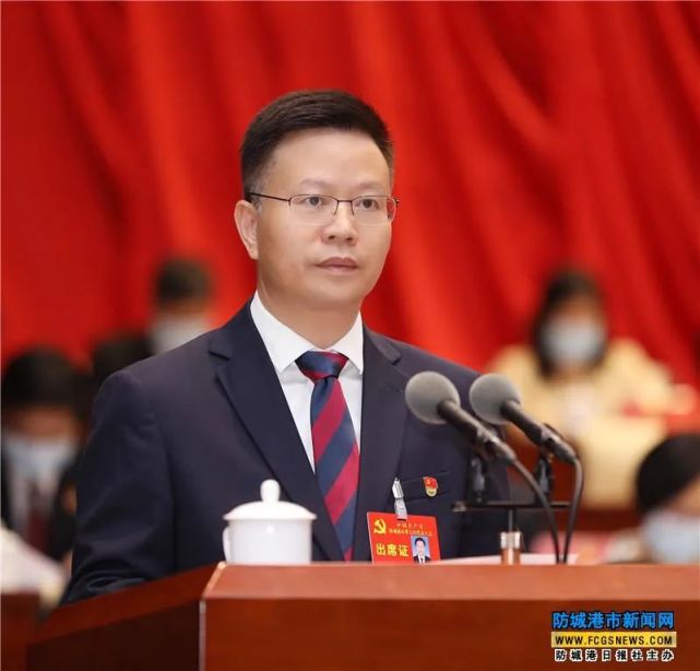 市委书记谭丕创,今年53岁;年龄最小的是1981年出生的东兴市委书记何翔