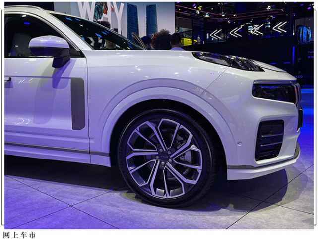 领克09成都车展实拍搭20t引擎尺寸媲美xc90预计四季度上市