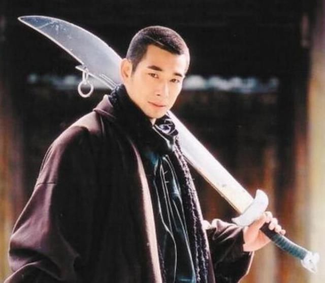 赵文卓学吴京拍电影没火倒是上综艺火了为什么