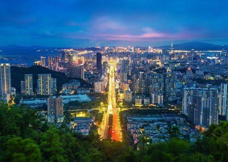 珠海市人口_买房看人口!未来珠海每年有超13万人在这里定居...