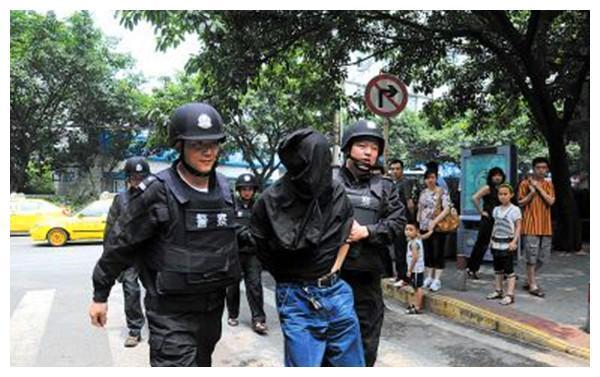 张站立入狱记村花嫁人得12万彩礼想和前夫复婚遭丈夫报复杀人