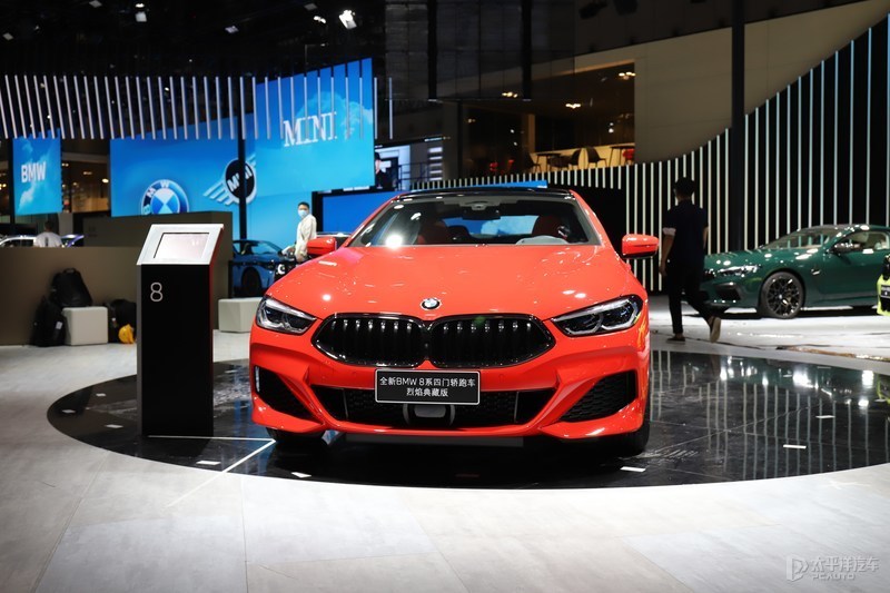 2021成都车展:宝马8系烈焰典藏版
