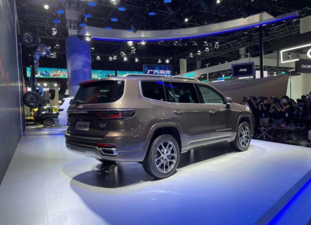 2021成都车展新款jeep大指挥官正式上市