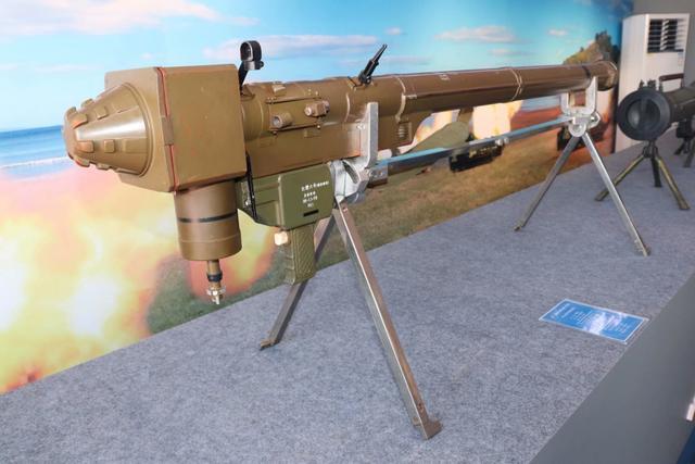 红缨6b单兵肩扛式防空导弹在国际军事比武中打出好成绩