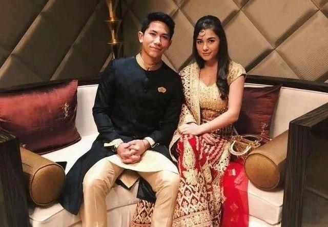 黄金单身汉已封盘,豪门女友颜值爆表文莱王室允许一夫多妻,现今老国王