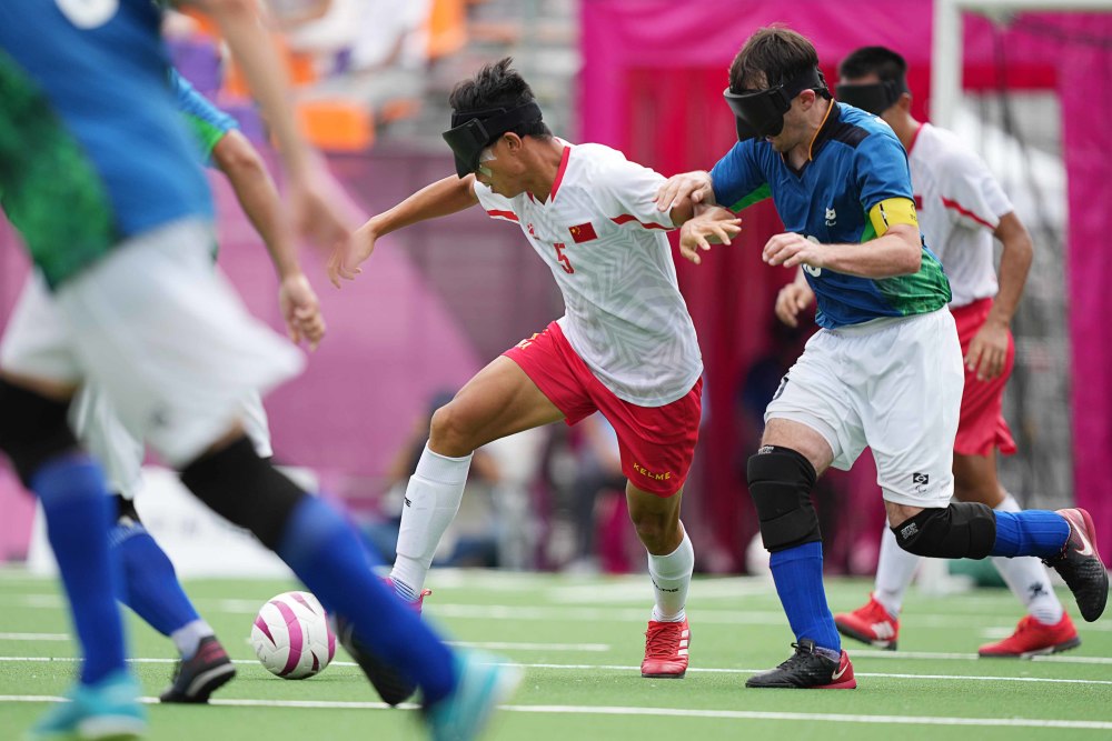 (东京残奥会)五人制盲人足球——小组赛:中国队不敌巴西队_腾讯新闻
