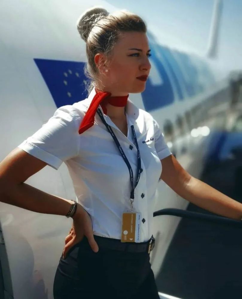 空姐总要把头发盘起来,有什么秘密?