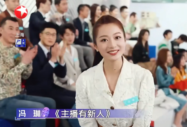 美女校花冯琳,从3000多名入选者中胜出,父亲看到后说:不敢相信