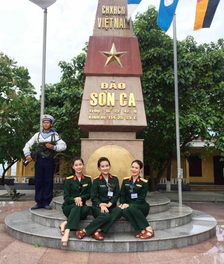 美国副总统访越当天,越南总理却率先会见中国大使,给出重要承诺