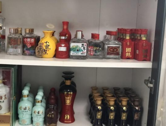 家里白酒你"放"对了吗?存放时手别太欠,不然会毁了好酒