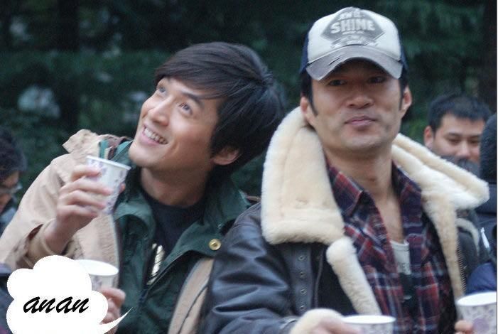 年薪曾过千万,意外被好友胡歌请去救场,成名后的人气堪比胡歌