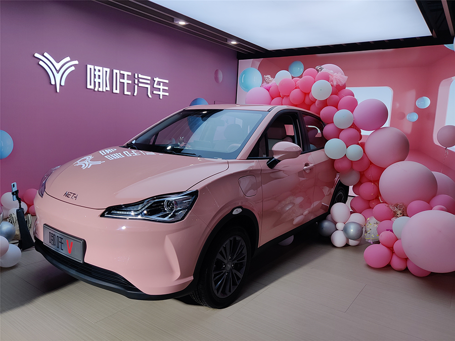 粉粉嫩嫩的成都车展 全网搜