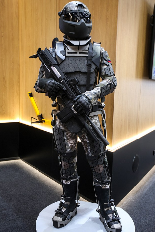 机械外骨骼大显神威7名俄士兵击溃200名叙叛军给美军上了一课