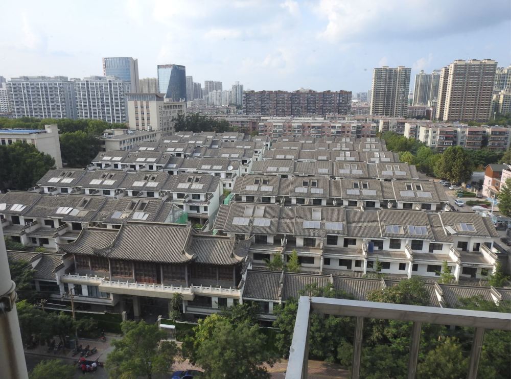 石家庄桥西区烂尾楼之望公府现状