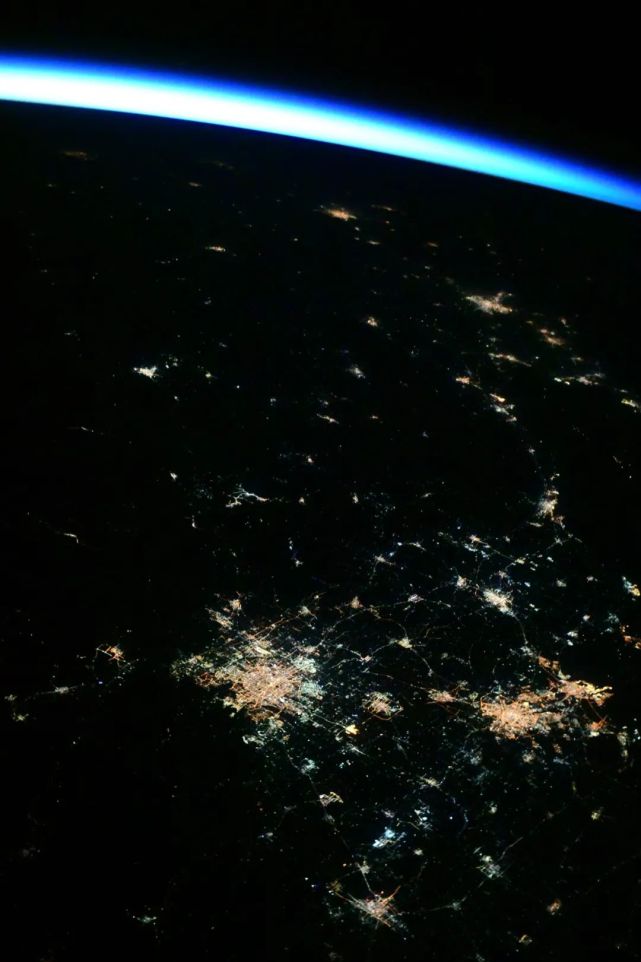 宇航员托马斯佩斯凯拍摄到的中国夜景