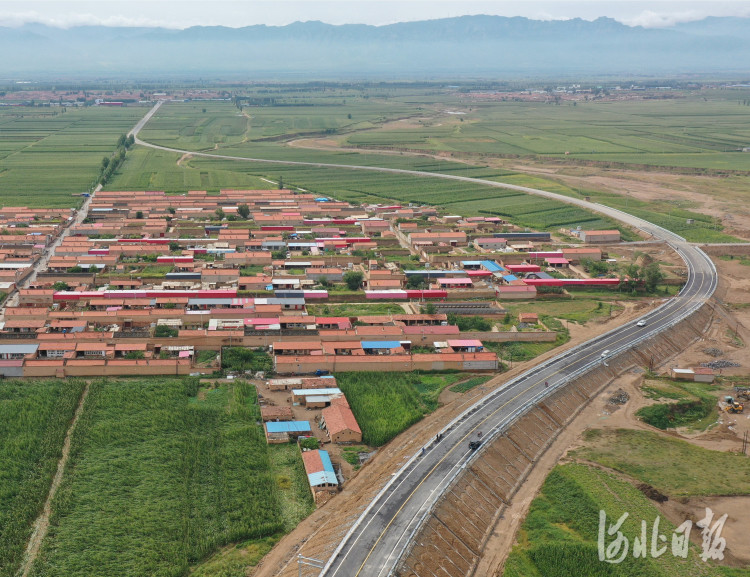 当日,位于该县要家庄乡,西城镇,全长6.