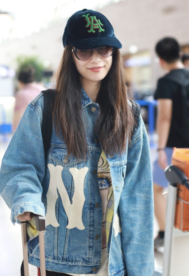 倪妮初秋私服穿搭