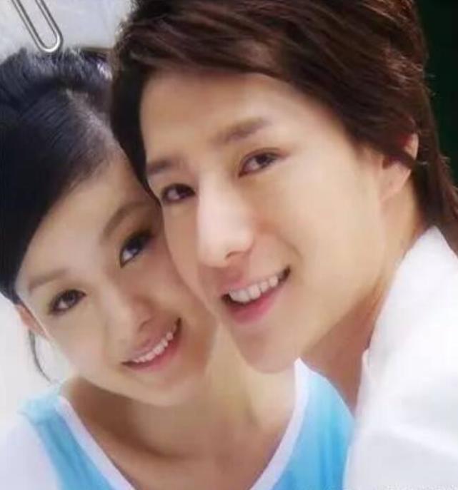 14年前的佳雪广告,令观众眼前一亮的圆脸女孩,如今红得一塌糊涂