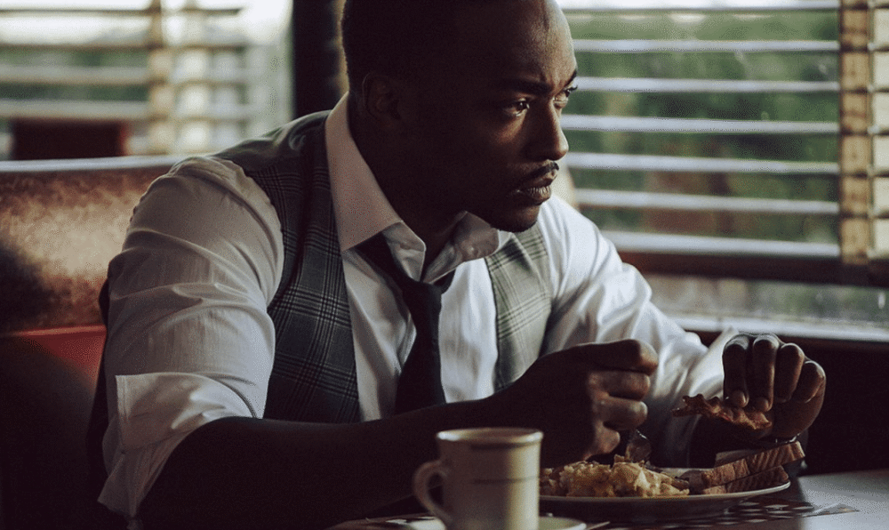 漫威猎鹰演员是如何被不少粉丝逐渐看不起的?