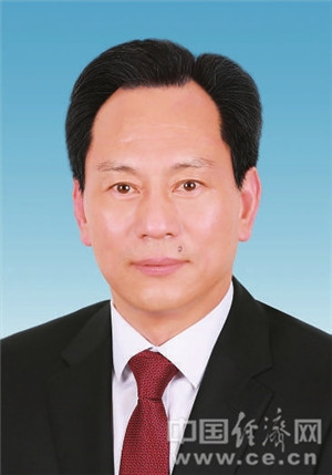 李江简历常务委员会委员:赵京东,韩麟,卢启志,伍元高,魏挺,蒲友勇