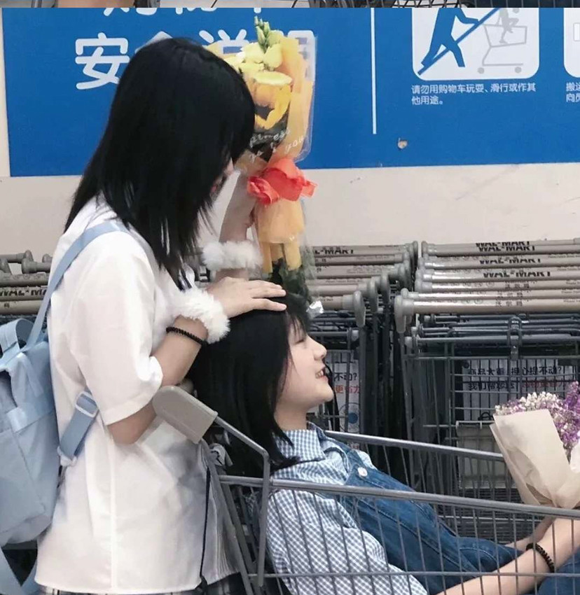 值得开学和新同桌用的闺蜜头像