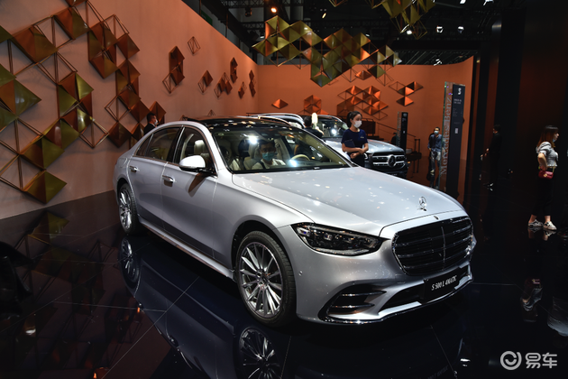 2021成都车展:用心诠释豪华 实拍图解全新奔驰s级_腾讯新闻