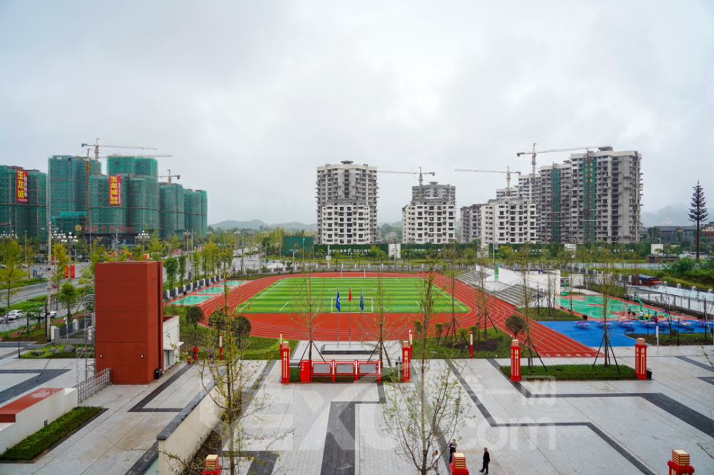 营山芙蓉小学建成投用九月如期开学