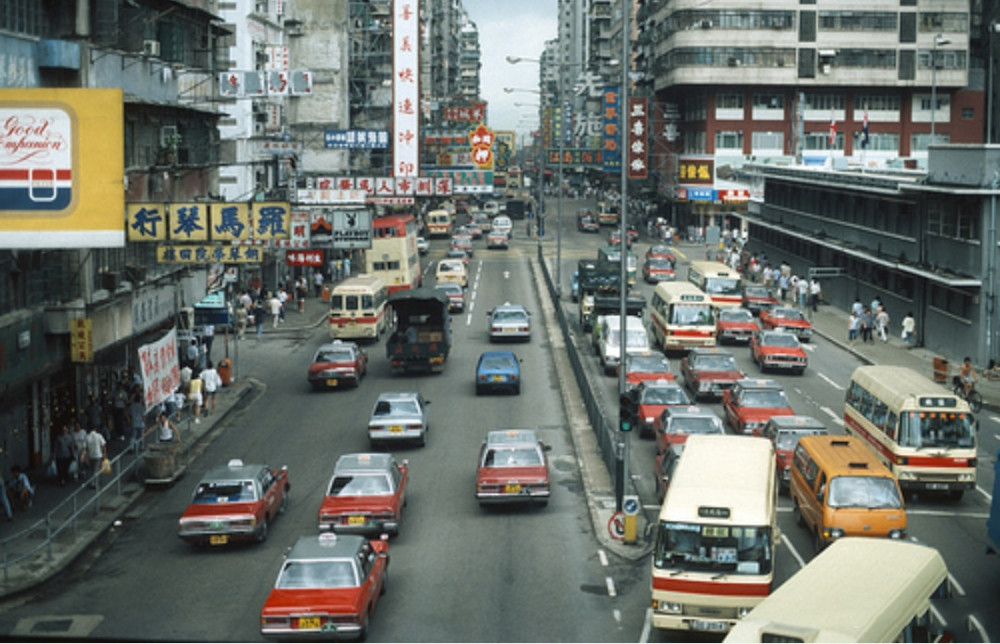 1987年"傻大叔"525万买深圳1块地开放商品房卖掉!如今都是天价