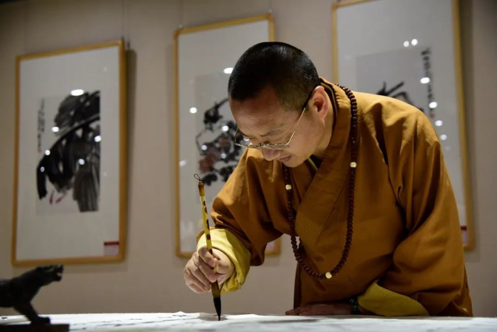 字若飞鸿戏海画如亲临山巅杜建民崇化大和尚书画讲座