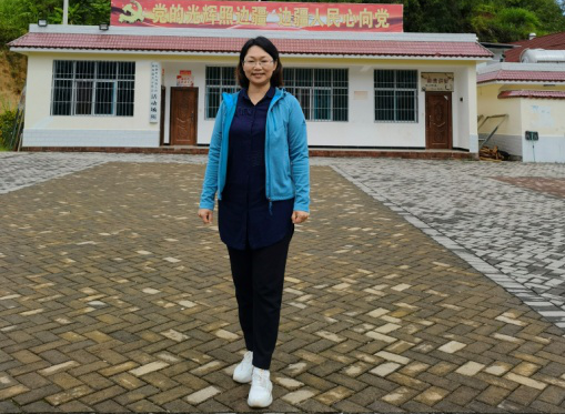 她在云南凤庆帮助女性康复,重拾"撑起半边天"的勇气!_腾讯新闻