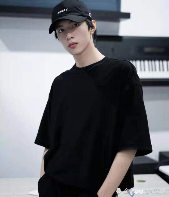 刘耀文被第一志愿高中录取,网友评价好真实!恭喜弟弟考上心仪学校