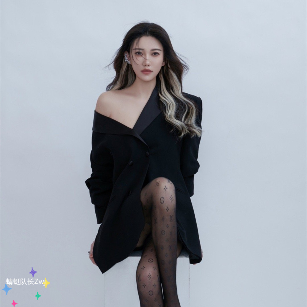 dota2:zhou神锐评圈内各选手解说功底:dc老师很专业,莉莉很细_腾讯