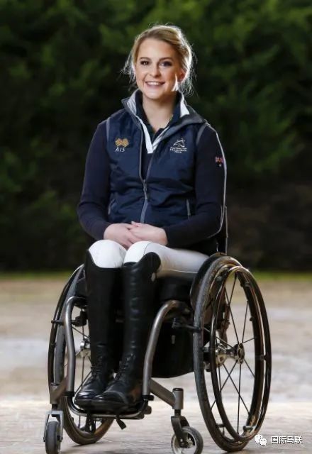 emma booth:向阳而生