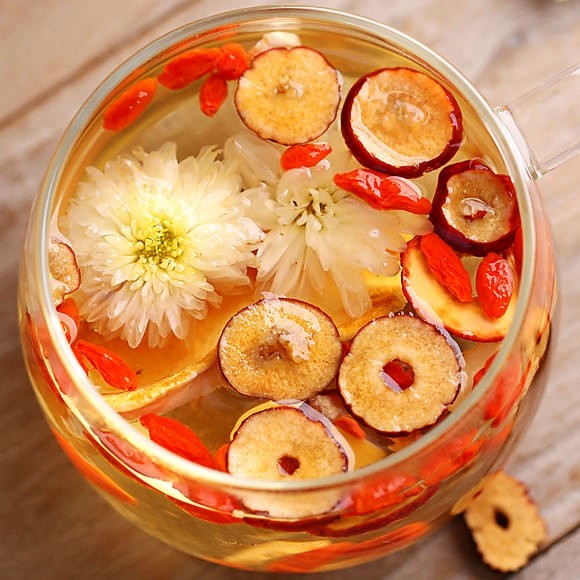 秋天,不管有钱没钱,建议多喝这10种水果茶,补水润燥顺利过秋天