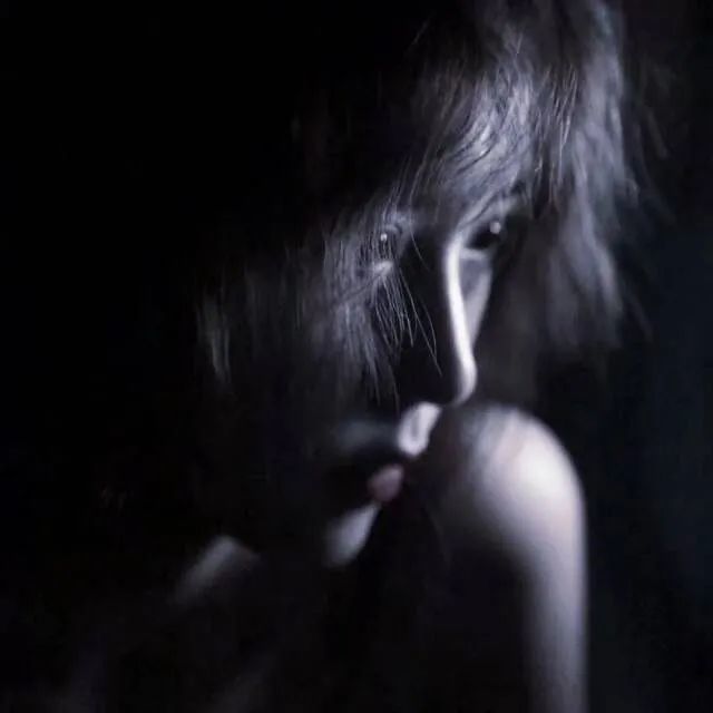 伤感头像|丧系头像