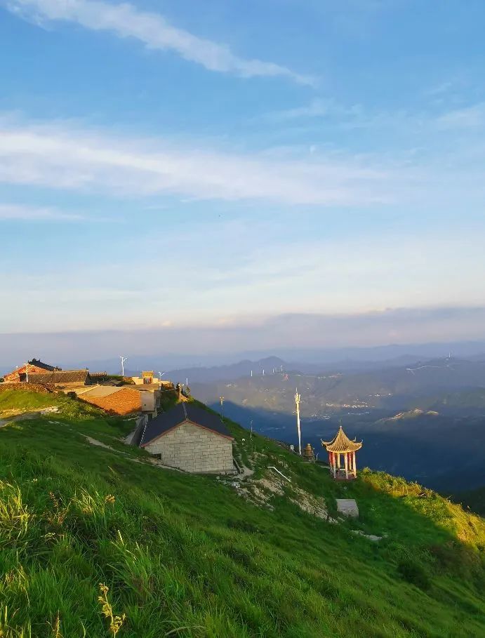 廟為什麼要建在山頂,也不