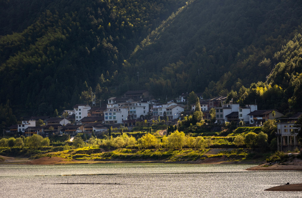 (社会)浙江景宁:崇山峻岭间的美丽乡村