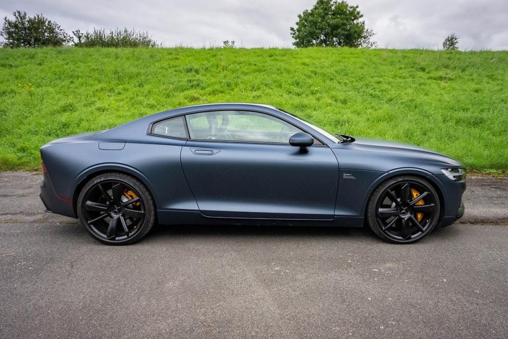 驾驶polestar1电动超跑609匹马力的冲击