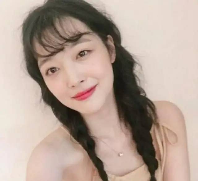 韩国女艺人排行榜_韩国最新最美女明星排行