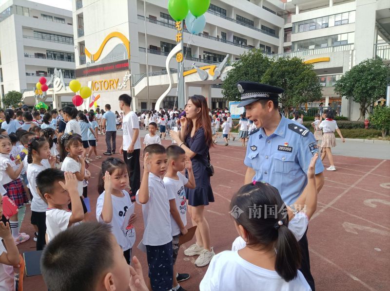 柳州警察学校图片