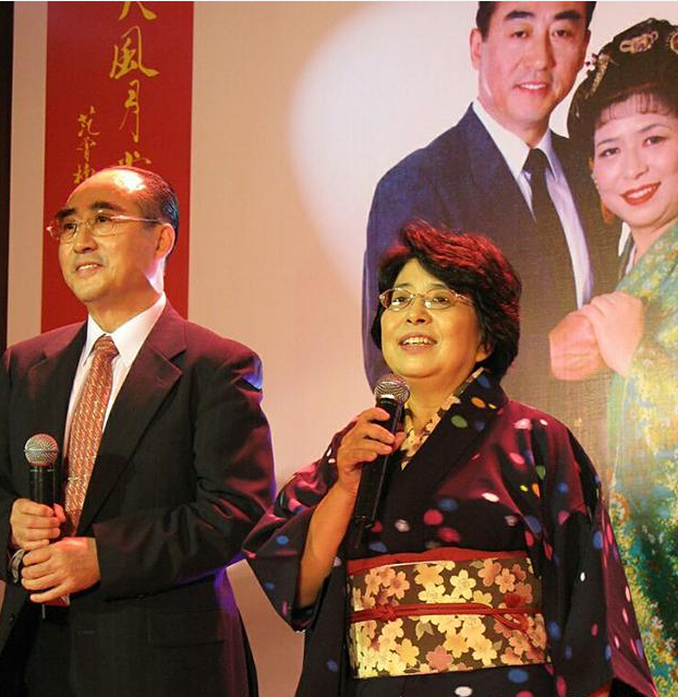 相伴走过26个春夏秋冬,庄则栋的离世给佐佐木敦子带来了很大的打击.