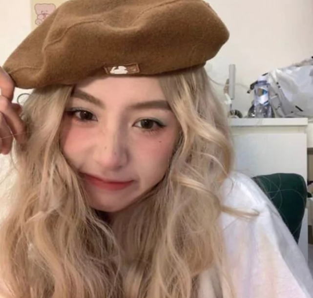 ins炒鸡可爱女生头像