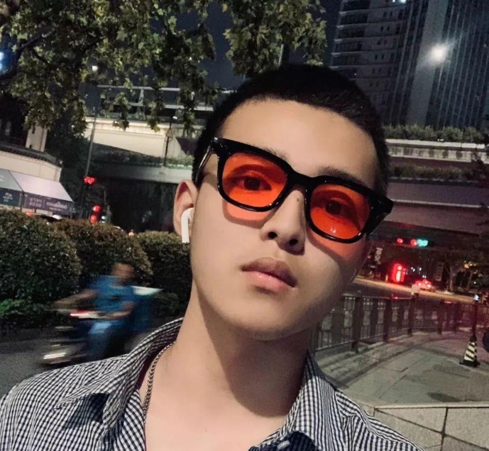 发型|有一种男女通吃,叫寸头爷们!_腾讯新闻