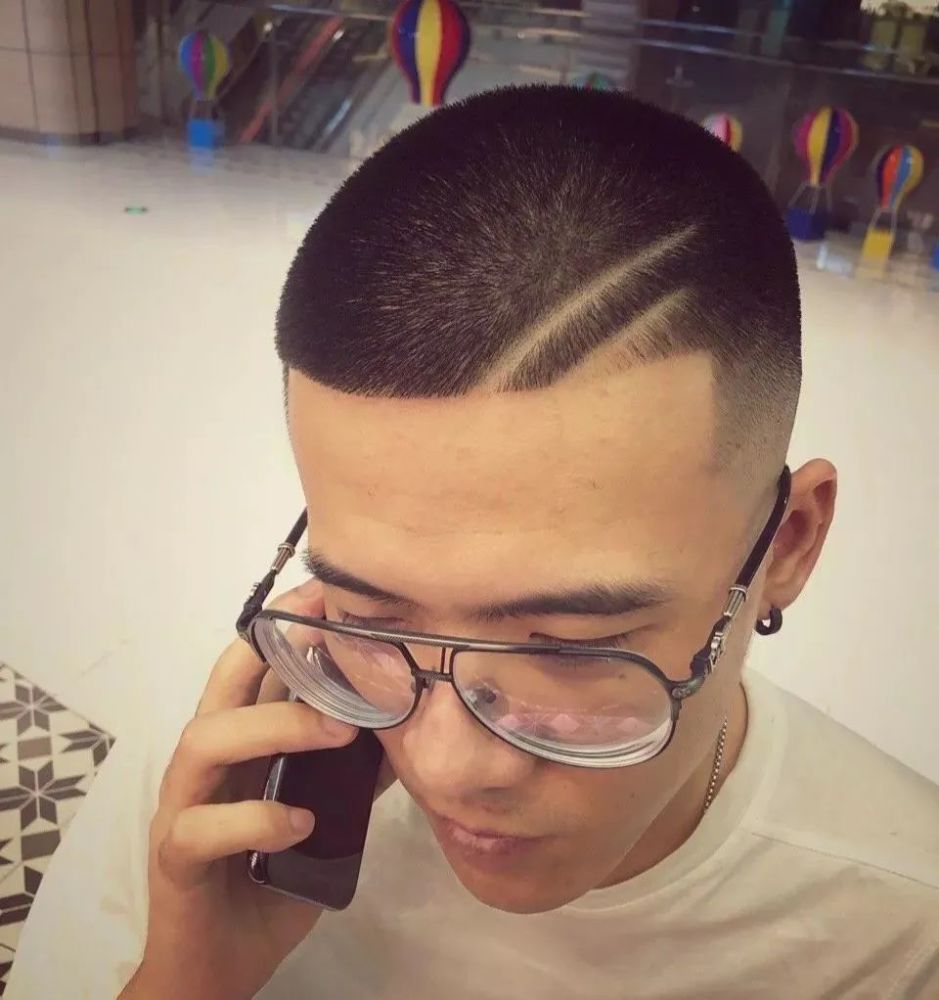 发型|有一种男女通吃,叫寸头爷们!_腾讯新闻