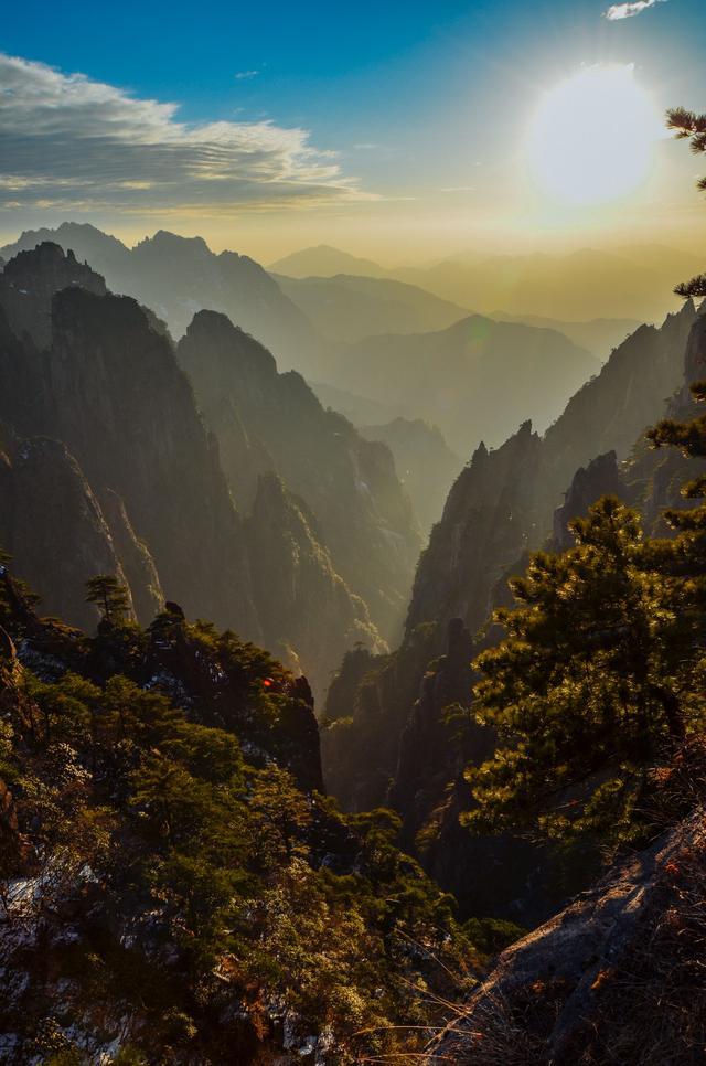 黄山排云亭真的是太壮观了,这样的日落你想来感受一下吗?_腾讯新闻